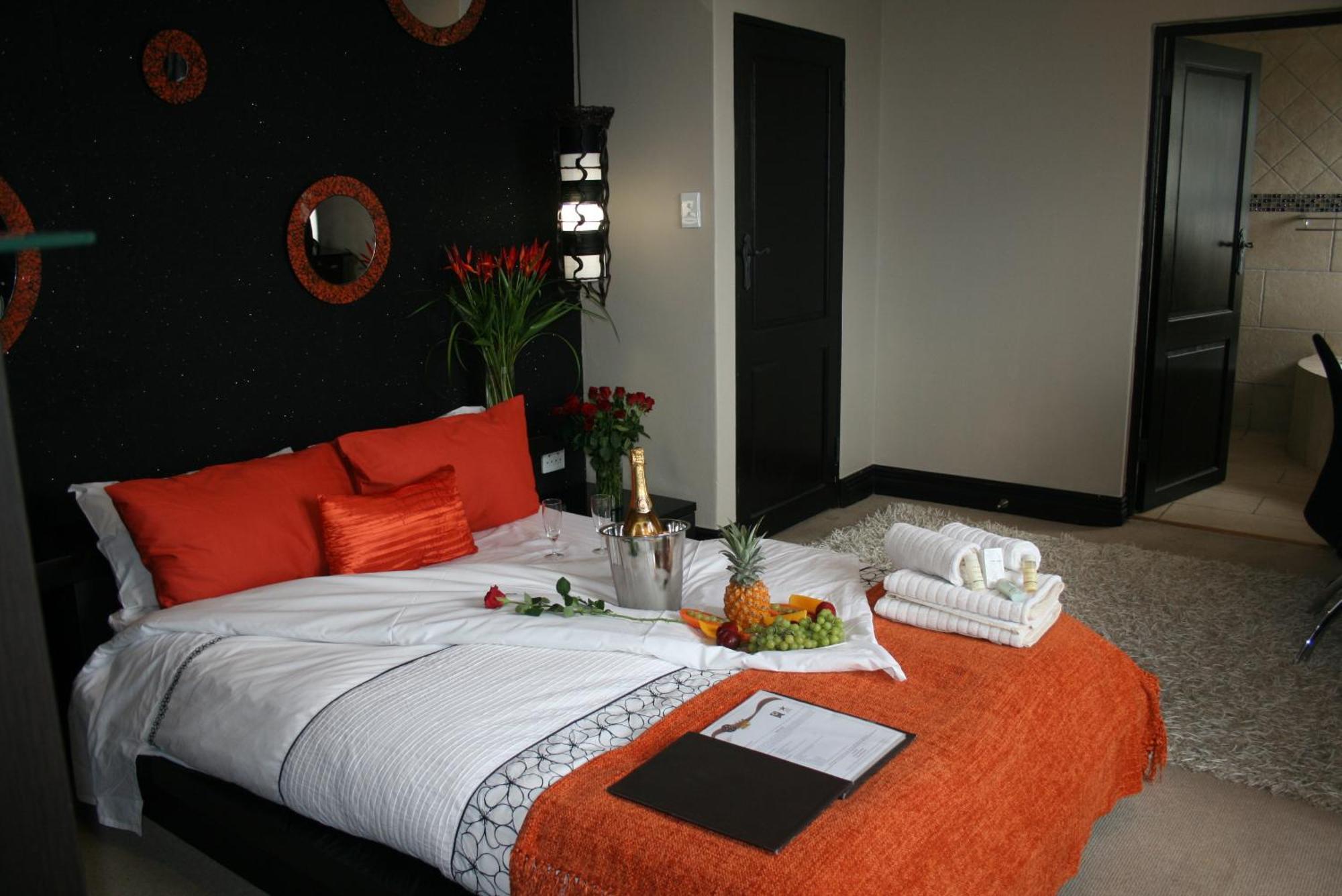 Africa Paradise - Or Tambo Airport Boutique Hotel Benoni Exterior photo